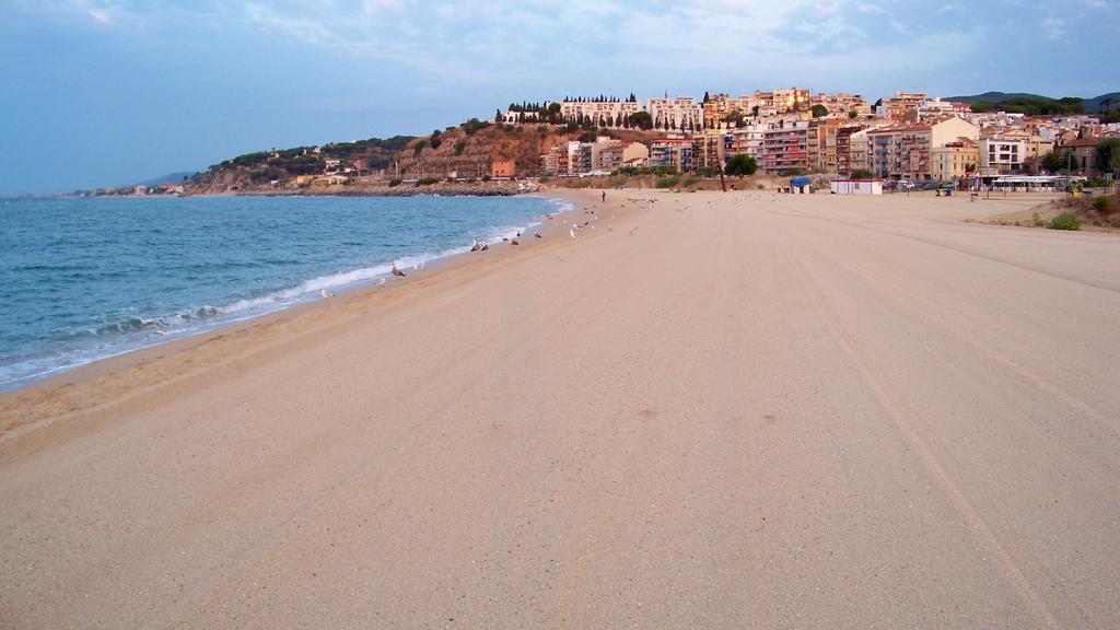 Hostal Portofino Arenys de Mar Εξωτερικό φωτογραφία